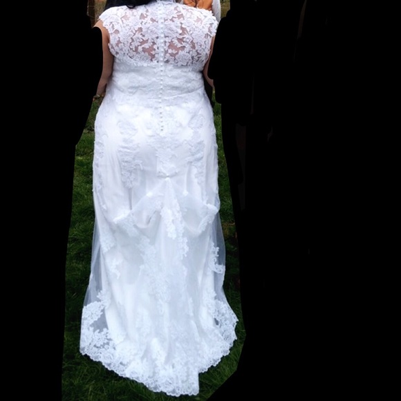 Alfred Angelo 22-24 - Picture 3 of 5